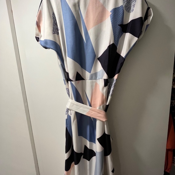 Work dress - Size Medium - Picture 5 of 5
